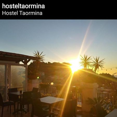 "Little Sicilian Home"-Room With A Private Bathroom & Kitchen -Fridge - And Shared A Beautiful Terrace On Hostel Taormina Center エクステリア 写真