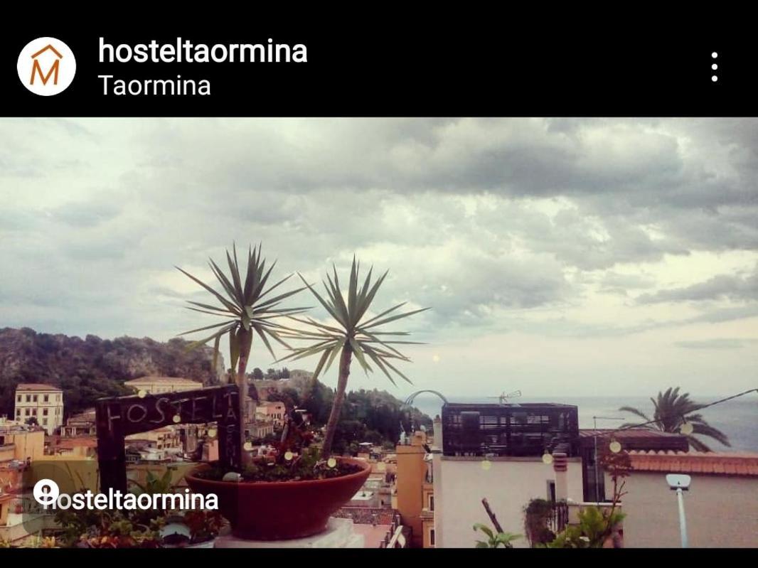 "Little Sicilian Home"-Room With A Private Bathroom & Kitchen -Fridge - And Shared A Beautiful Terrace On Hostel Taormina Center エクステリア 写真